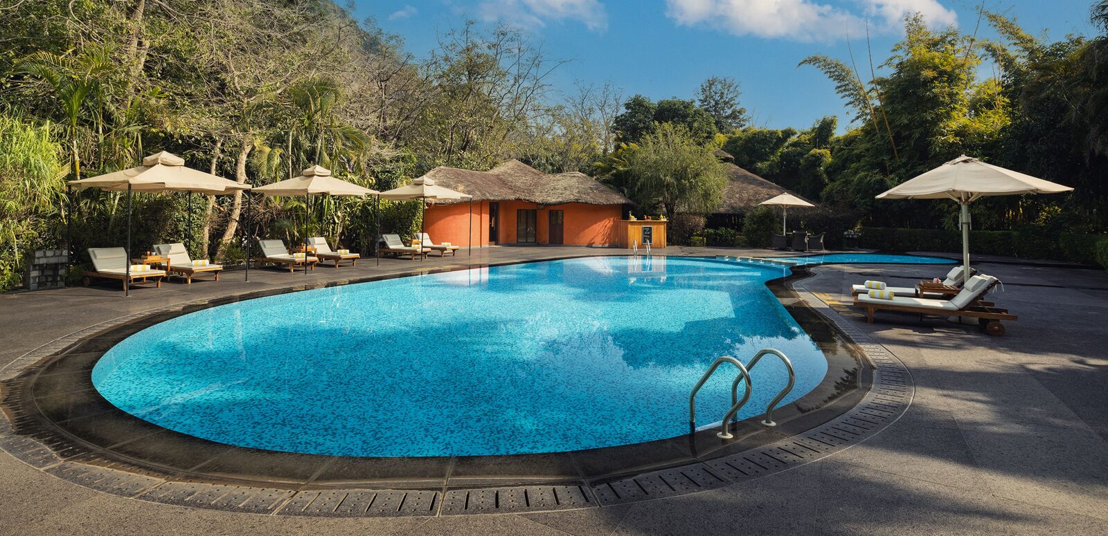 Taj Corbett Resort & Spa room