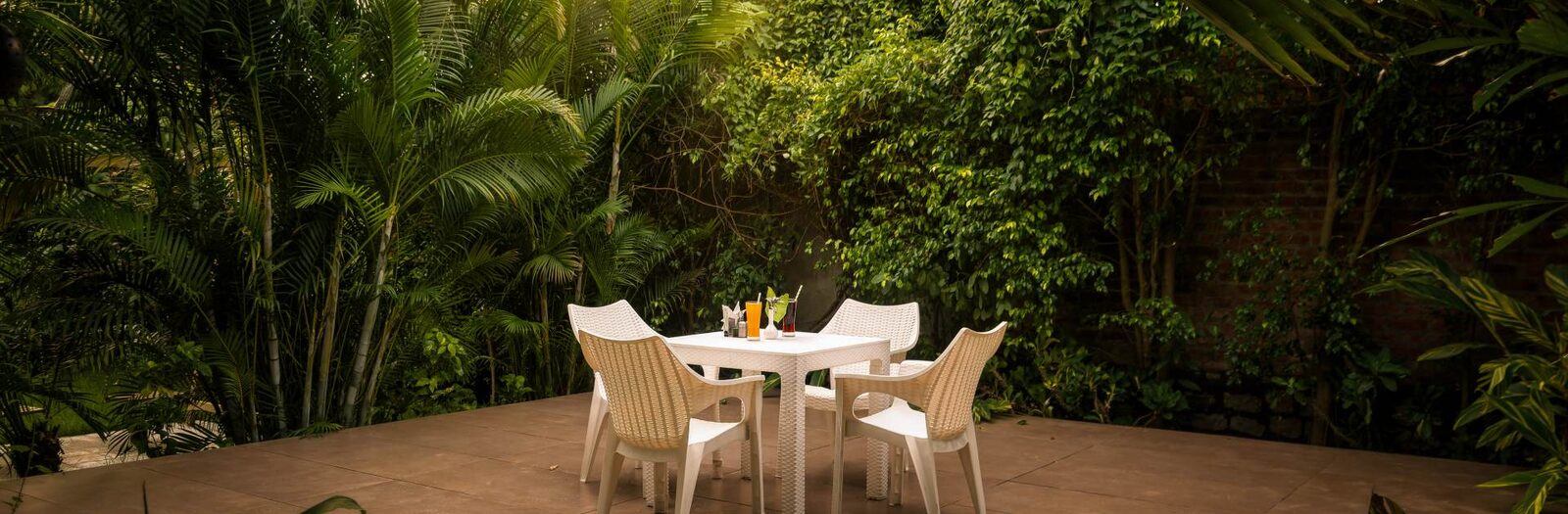 Corbett Tigers N Trees Resort